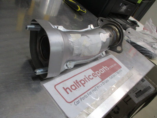 Mitsubishi Lancer Genuine Catalytic Converter Exhaust Pipe New Part