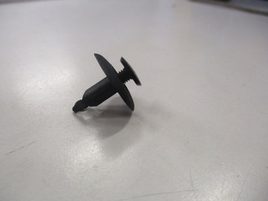 Nissan Genuine Sight Shield Clips New