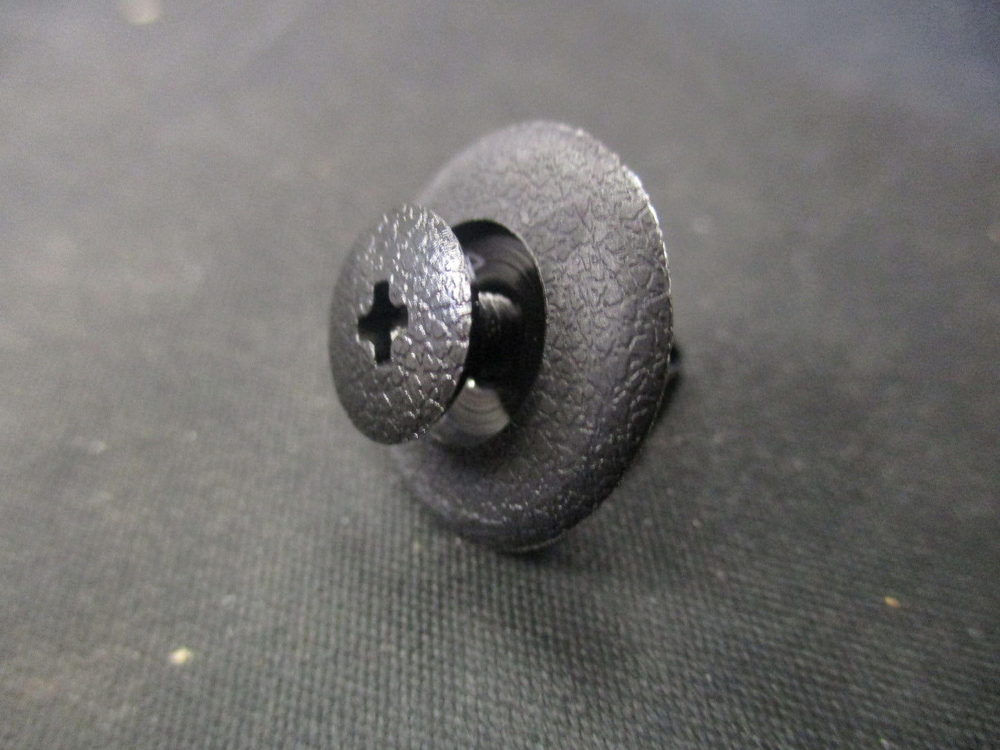 Nissan Genuine Sight Shield Clips New