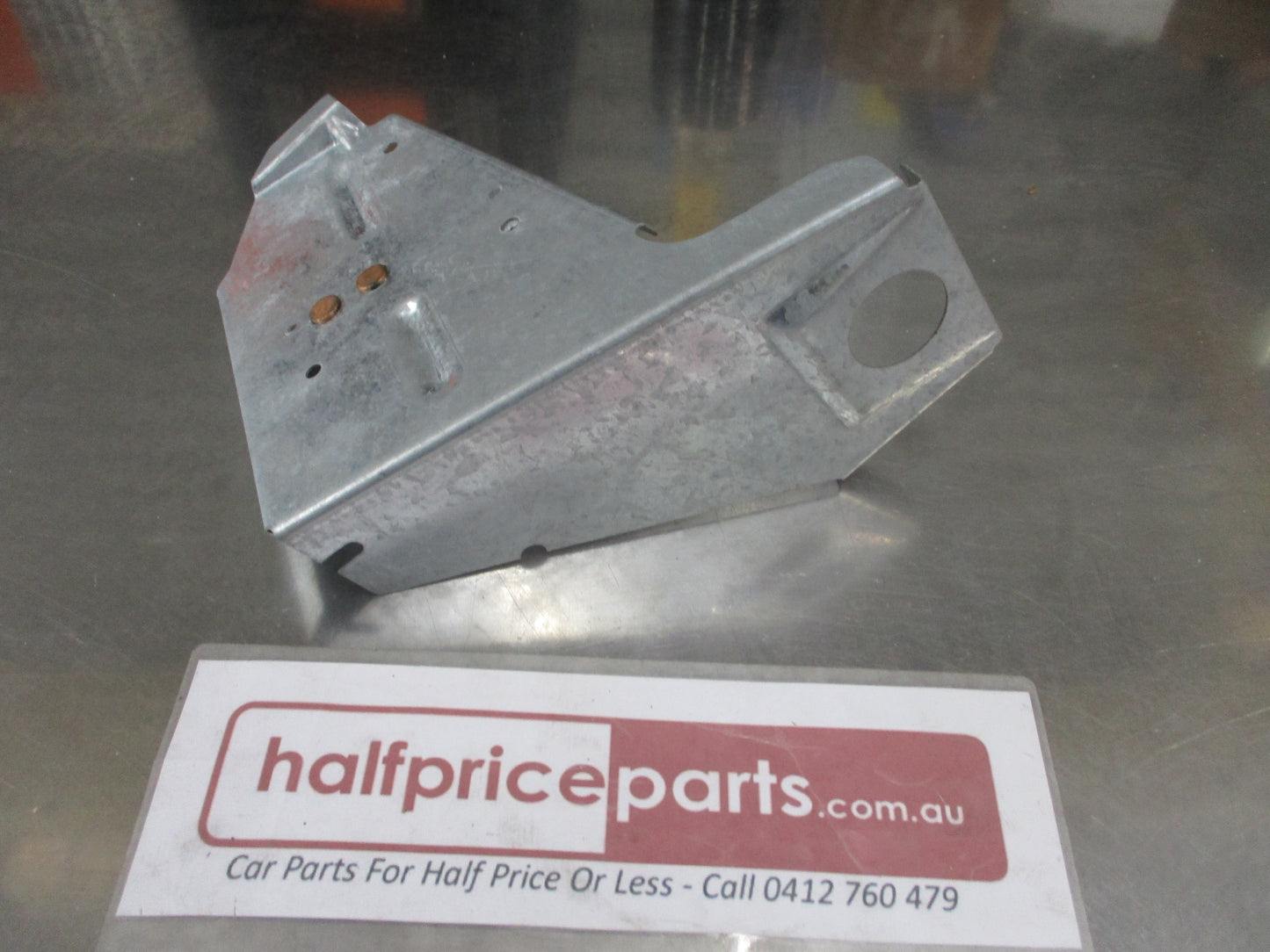 Holden VT-VX-VY-VZ-HSV Commodore Genuine Right Hand Front Wheel Rail Corner Panel New Part