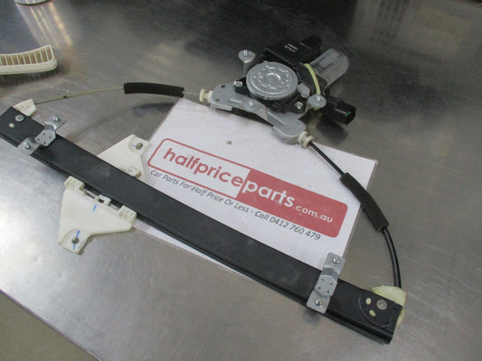 Dongyang Front Right Hand Window Regulator with Motor Suits Captiva Used Part