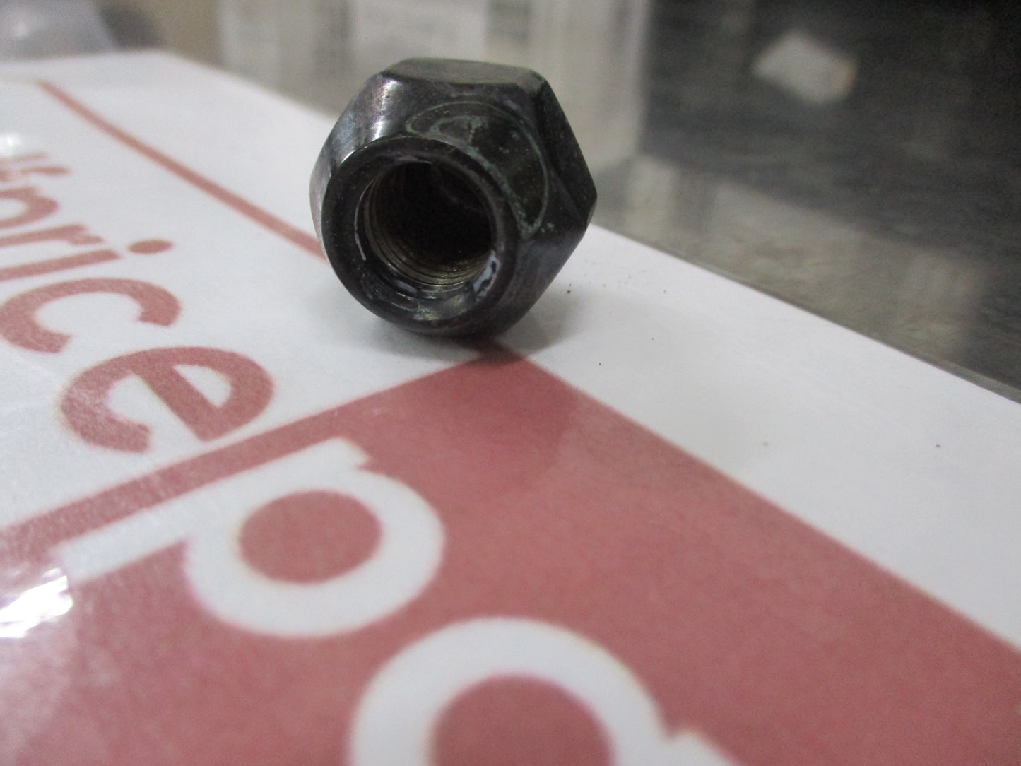 Mazda 323/626/B2000/B2200/B2600/MX-6 Genuine Single Wheel Lug Nut (Black) New Part