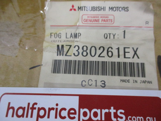 Mitsubishi Outlander Genuine Front Fog Light Kit (Left & Right) New Part