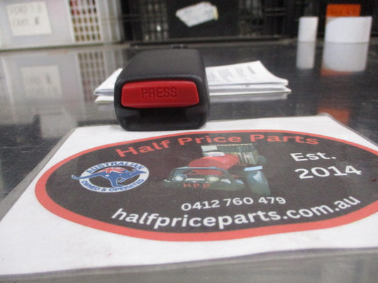 Mitsubishi Challenger/Pajero/Triton Genuine Front Left/Right Seat Belt Receiver New Part