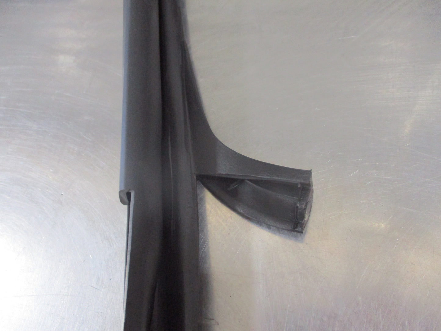 Holden RG Colorado Genuine Left Hand Rear Door Window ASM New Part
