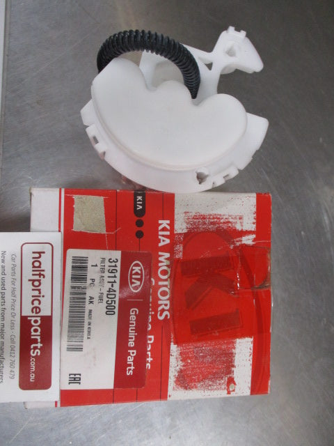 Kia Carnival/Soul/Sorento Genuine In Tank Fuel Filter Assy New Part