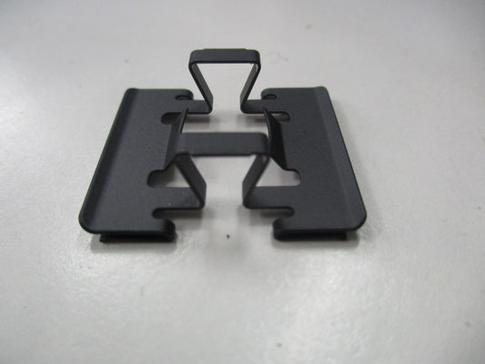 Nissan Genuine Fuel Tank Retaining Clip New Part