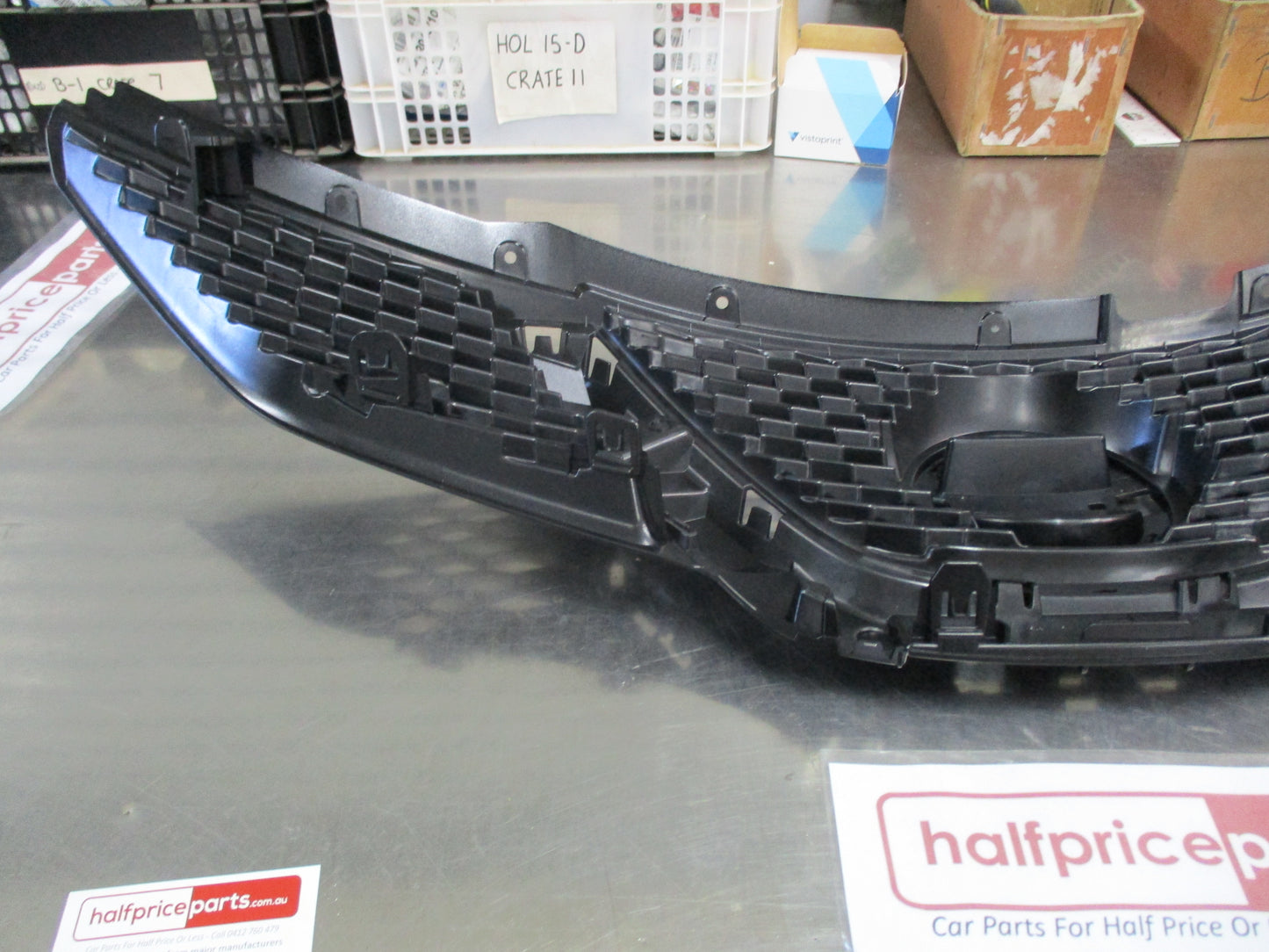 Nissan Qashqai Genuine Front Upper Center Grille (Black) New Part