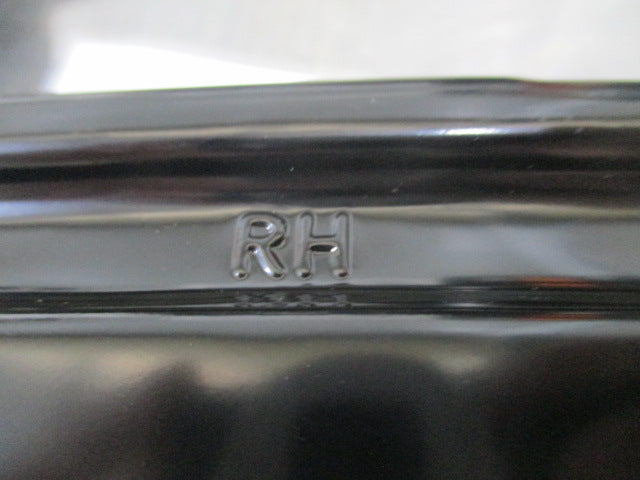 Kia Sorento Genuine Right Hand Rear Bumper Side Bracket New Part