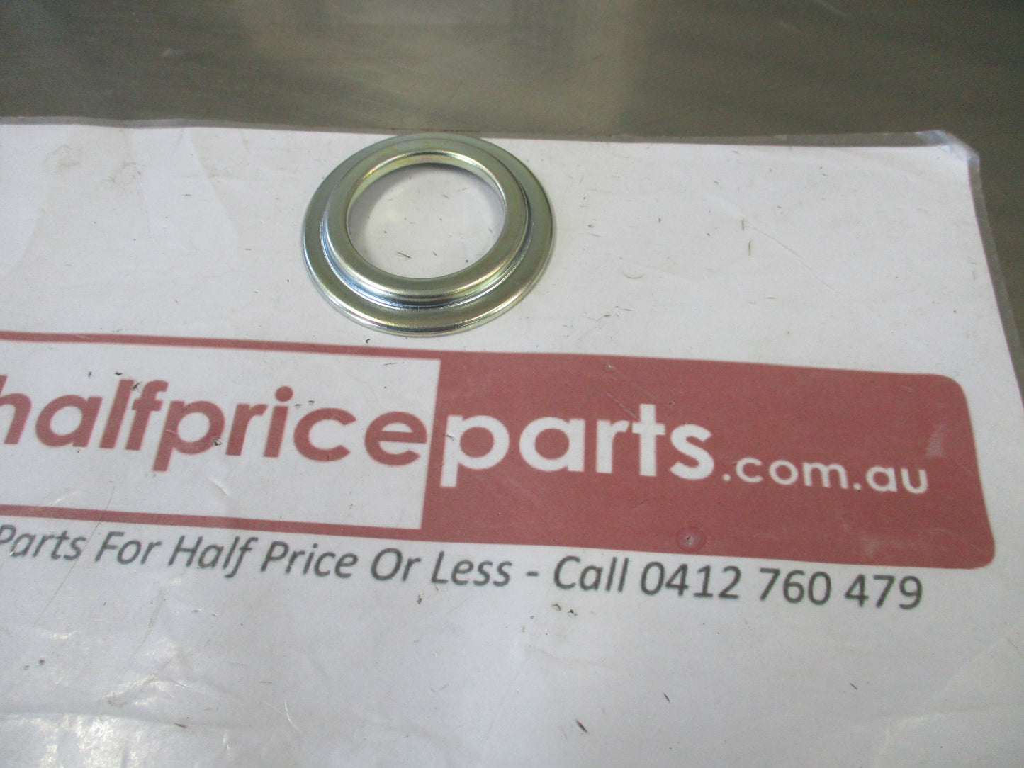 Toyota Genuine Front Diff Side Gear Shaft Dust Cover New Part