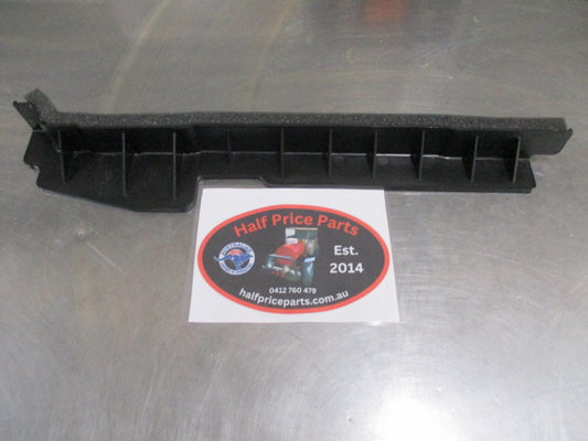 Kia Sportage Genuine Right Hand Air Guard New Part