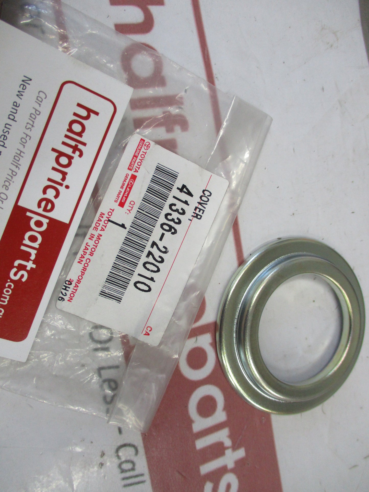 Toyota Genuine Front Diff Side Gear Shaft Dust Cover New Part