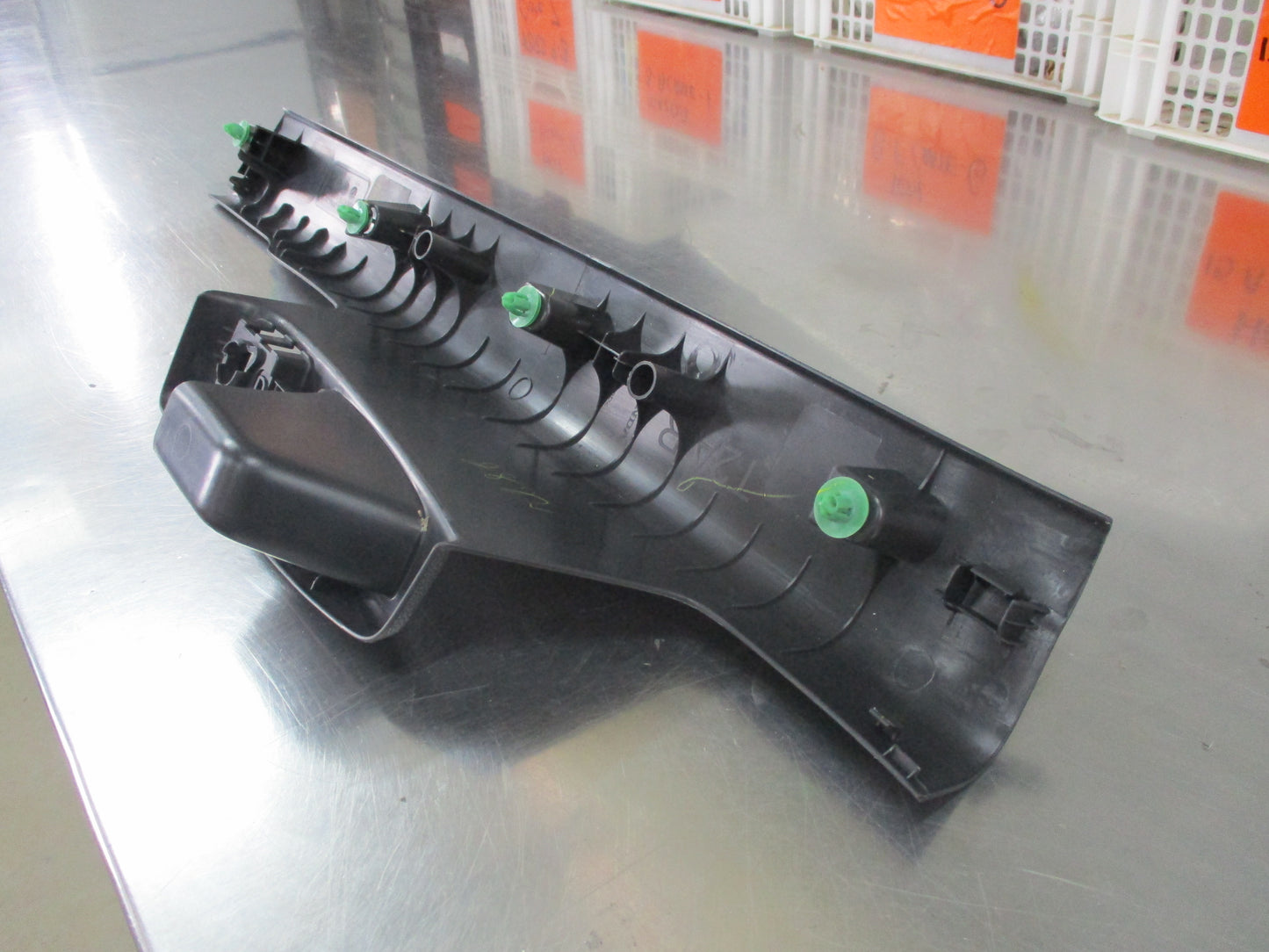 Honda Accord Genuine Front Right Inner Garnish Assembly New Part