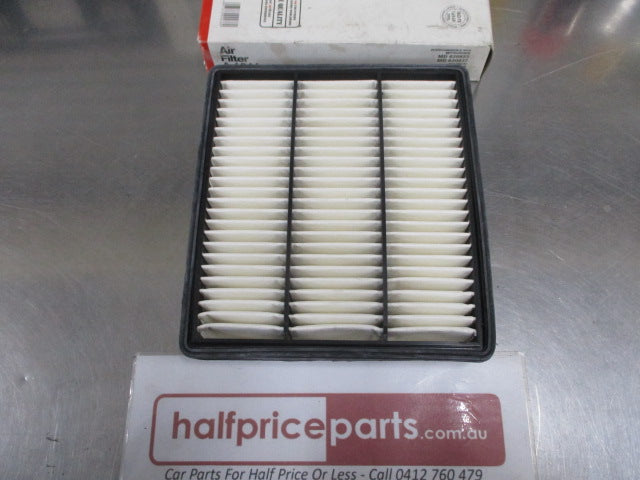 Sakura Engine Air Filter Suits Mitsubishi Pajero New Part