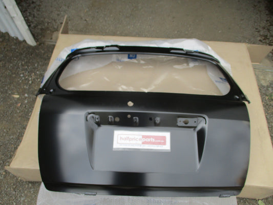 Holden CG7 Captiva Genuine Rear Tail Gate Panel Shell (Unpainted) New Part