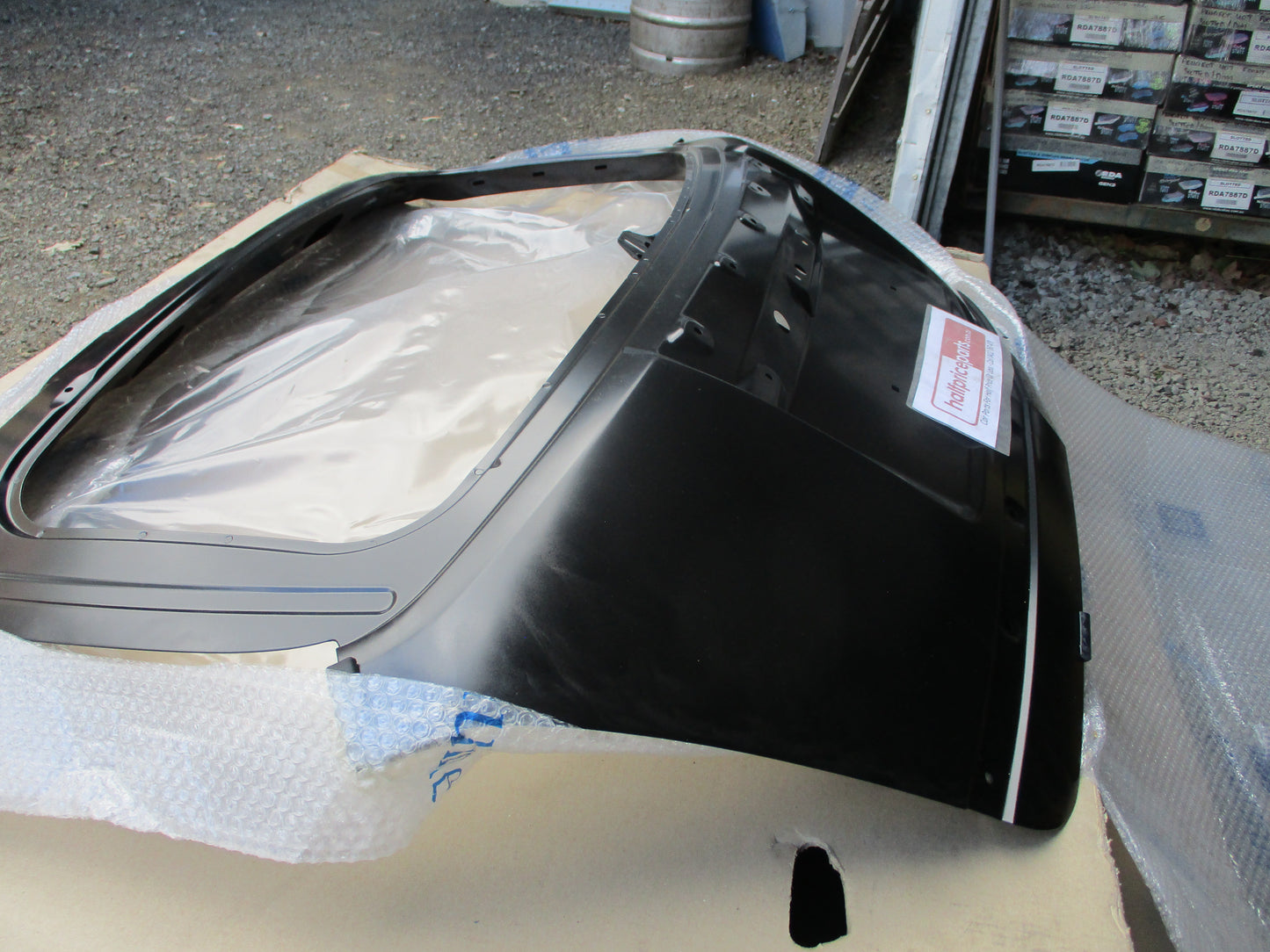 Holden CG5/Maxx Captiva Genuine Rear Tail Gate Shell Panel (Unpainted) New Part