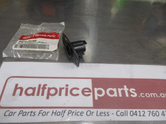 KIA Sportage Genuine Left Hand Rear Back Waring System Holder New Part