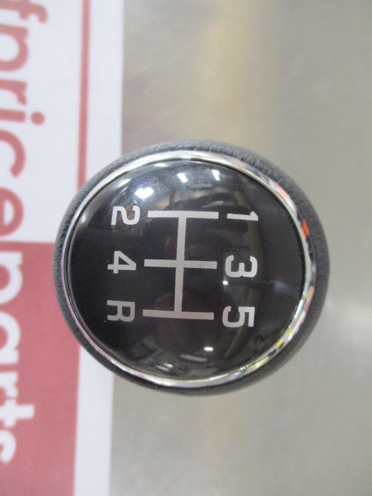 Suzuki SX-4 S-Cross Genuine 5 Speed Leather Gear Knob (Black Chrome)New Part
