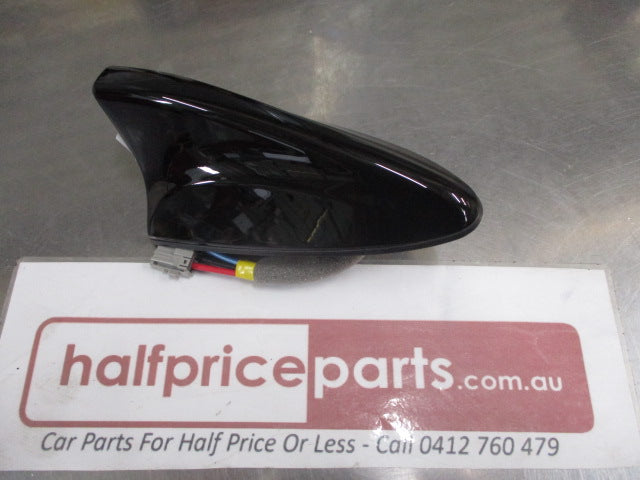 Kia Sorento Genuine Shark Fin Antenna 7 In 1 In Black New Part
