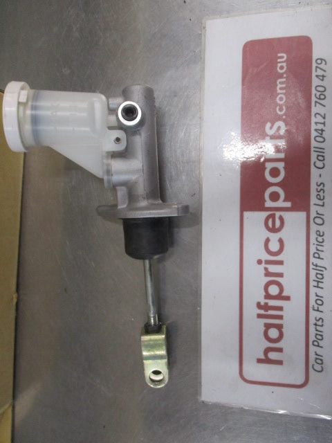 Mitsubishi Lancer/Mirage/Colt Genuine Clutch Master Cylinder New Part