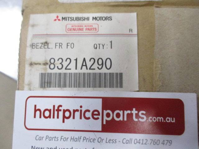 Mitsubishi Outlander Genuine Right Hand Front Chrome Fog Light Bezel New Part