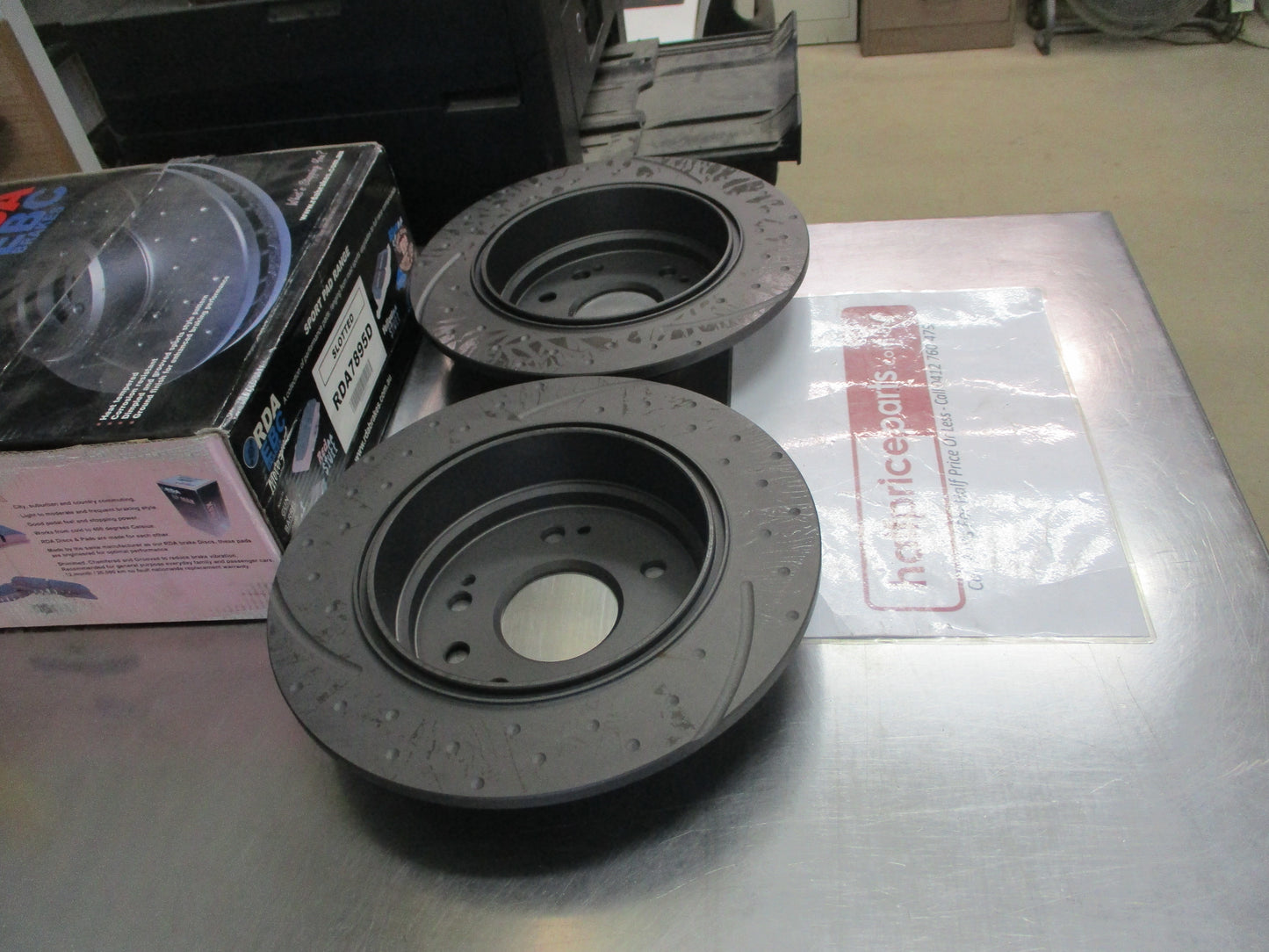 RDA Rear Disc Brake Rotors (Pair) Slotted-Dimpled Suits Honda CR-V New Part.