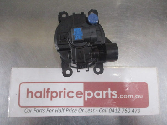 Mitsubishi Outlander/Eclipse Genuine Left Hand Front Fog Light New Part