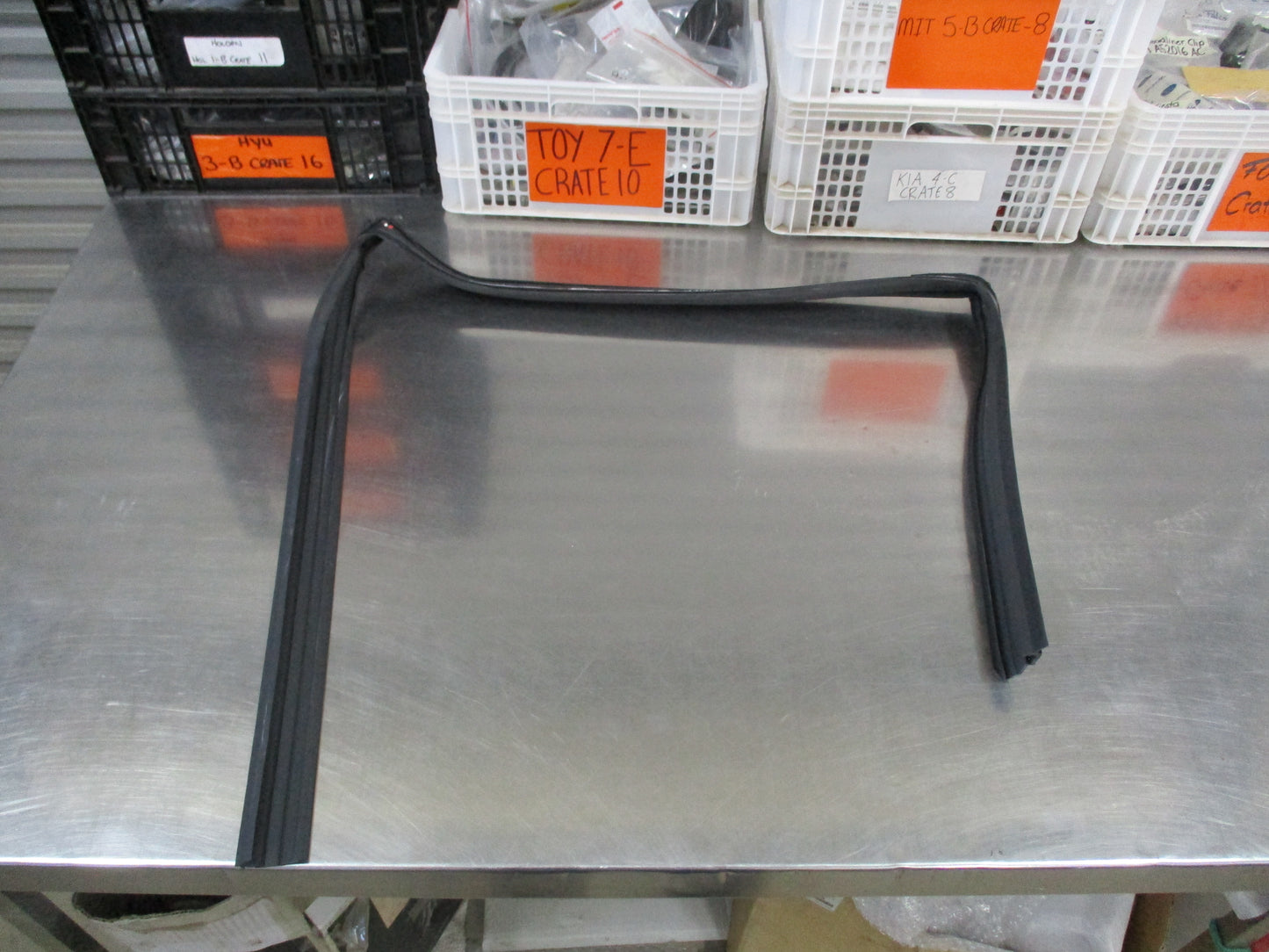 Holden VF/VE Commodore Rear Door Weatherstrip New
