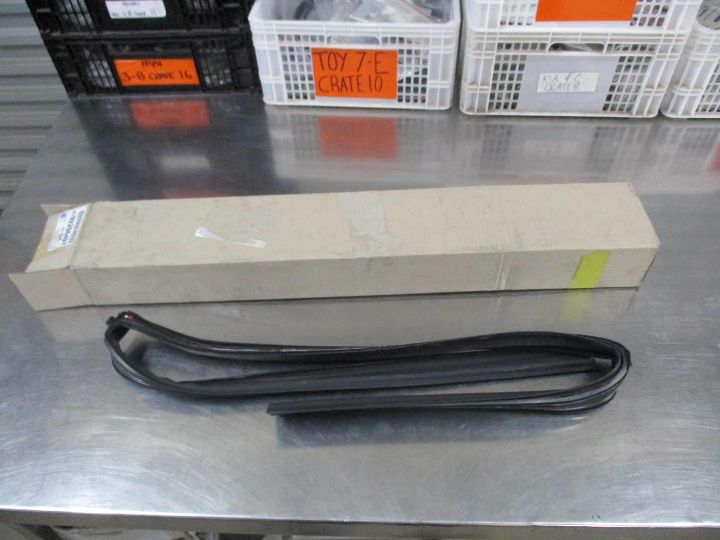 Holden VF/VE Commodore Rear Door Weatherstrip New