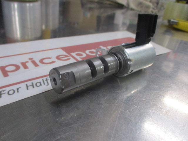 Mitsubishi Lancer/Outlander Genuine Engine Variable Timing (VVT) Control Valve Solenoid New Part