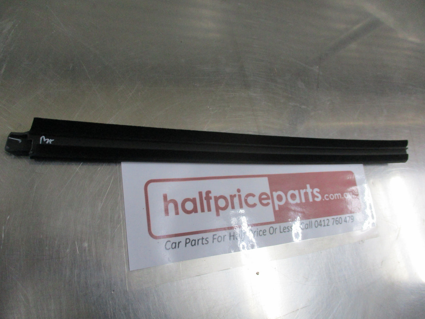 Suzuki Alto Genuine Right hand Rear Door Protective Window Strip Trim New Part