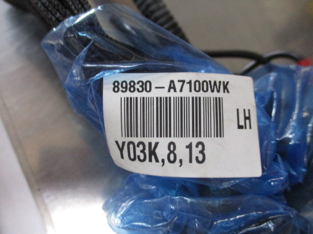 Kia Cerato Genuine Left Hand Rear Seat Belt Buckle Assembly New Part