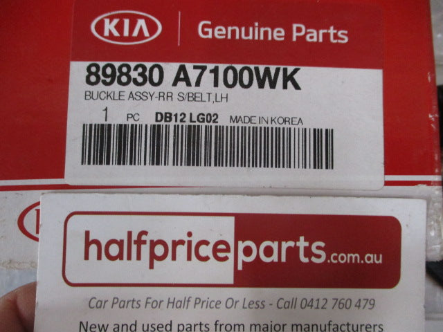 Kia Cerato Genuine Left Hand Rear Seat Belt Buckle Assembly New Part
