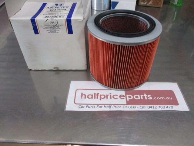 Wesfil Engine Air Filter Element Suits Kia Ceres Truck New Part
