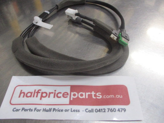 Suzuki Genuine Electrical Cable USB-AUX Cable New Part