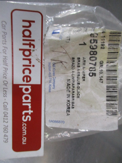 Holden Barina Genuine Right Hand Front Wiper Arm New Part