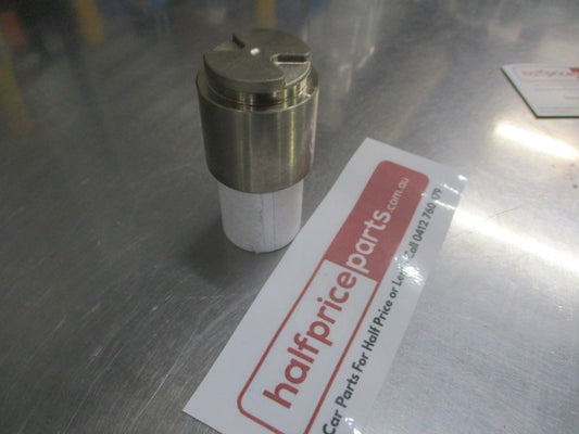 Mitsubishi Outlander Genuine Rear Disc Brake Caliper Piston New Part