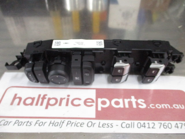 Kia Stinger Genuine Drivers Master Door Main Power Window Switch Assembly New Part