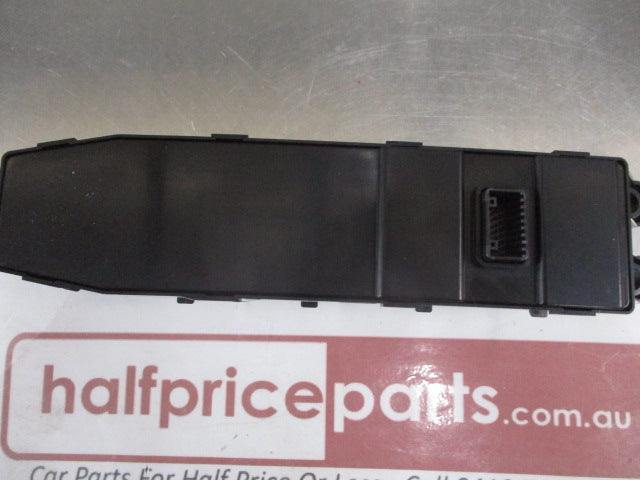 Kia Stinger Genuine Drivers Master Door Main Power Window Switch Assembly New Part