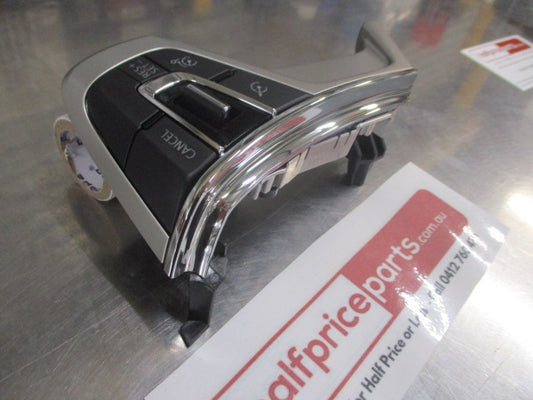 Mitsubishi Triton Genuine Right Hand Steering Wheel Controller New Part