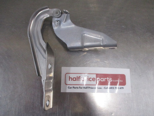 Mitsubishi Outlander/Outlander Sport Genuine Left Hand Front Bonnet Hinge New Part