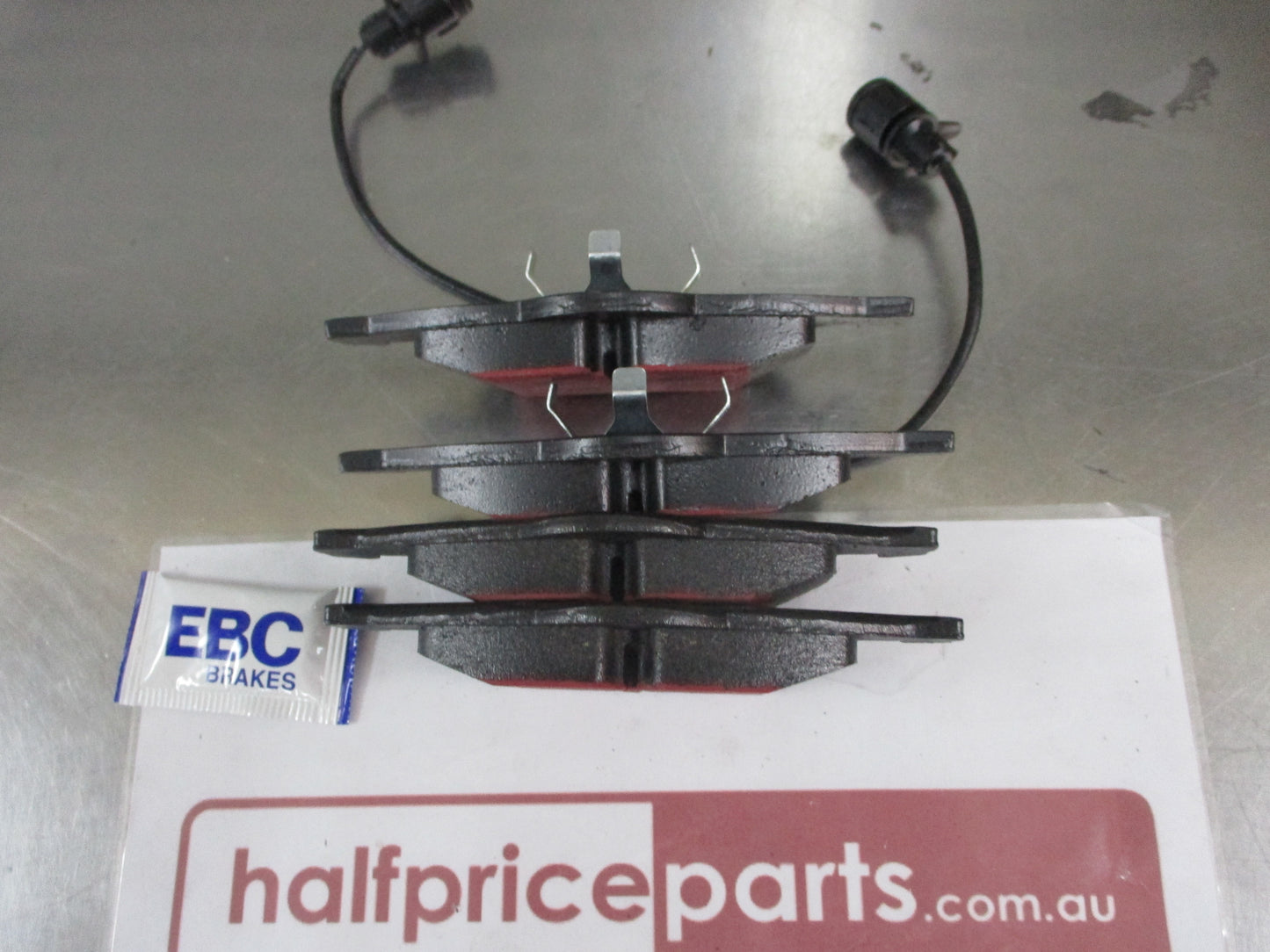 EBC Ultimax Front Brake Pad Set Suits Audi 100/A4/A6VW Passat/Jetta New Part