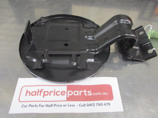 Mitsubishi Triton Dual Cab Genuine Fuel Cap Lid Assembly (Unpainted) New Part .