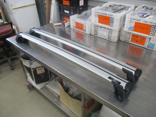 Nissan Qashqai J11 TI-TI-L Genuine Roof Crossbars Kit New