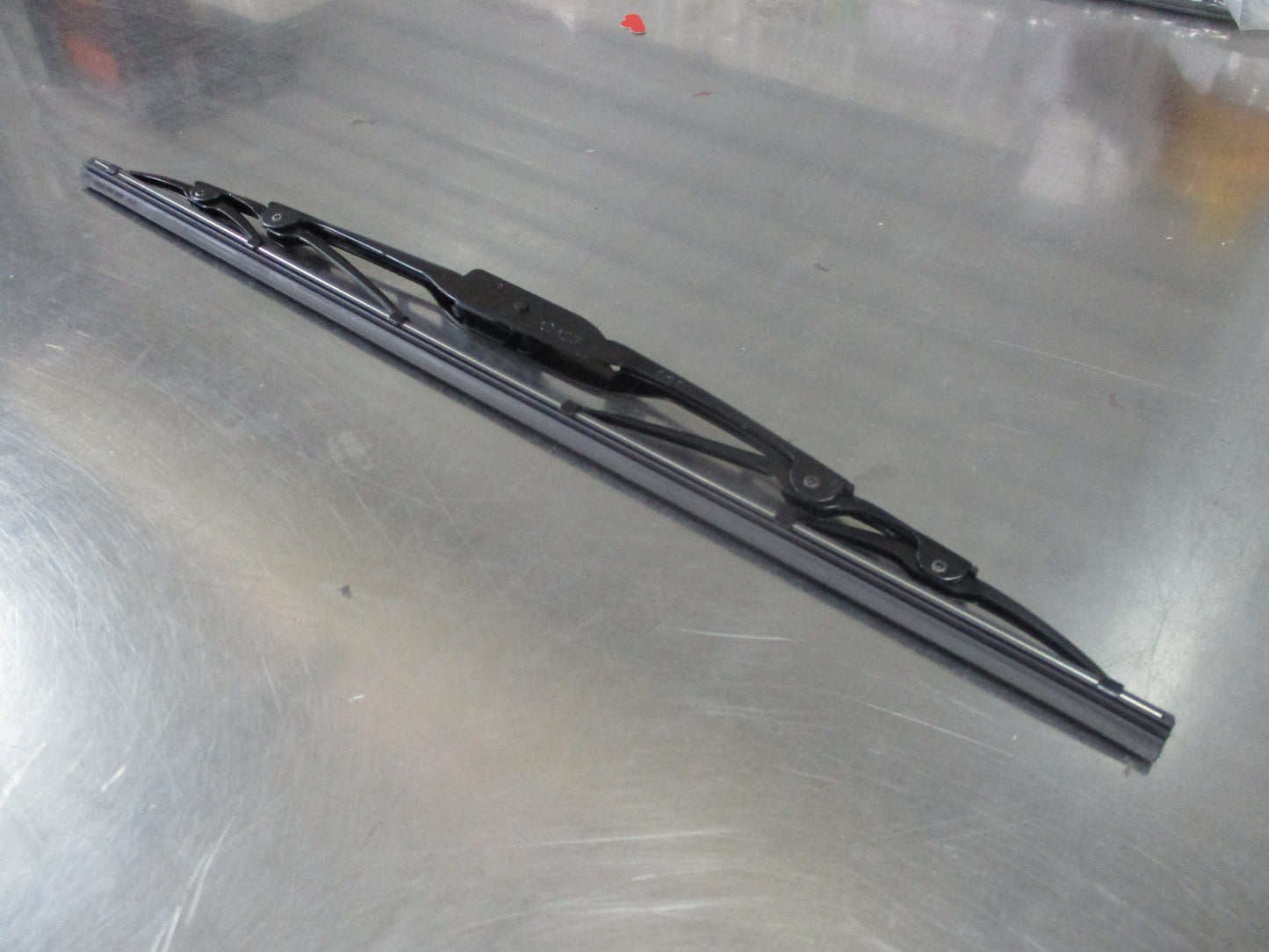 KIA/Hyundai Various Models Genuine Passenger Wiper Blade Assembly New Part