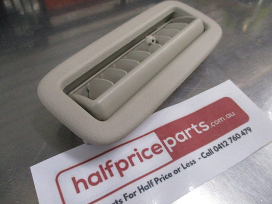 Mitsubishi Pajero Genuine Roof Mount Air Vent Outlet New Part