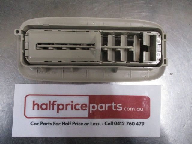Mitsubishi Pajero Genuine Roof Mount Air Vent Outlet New Part