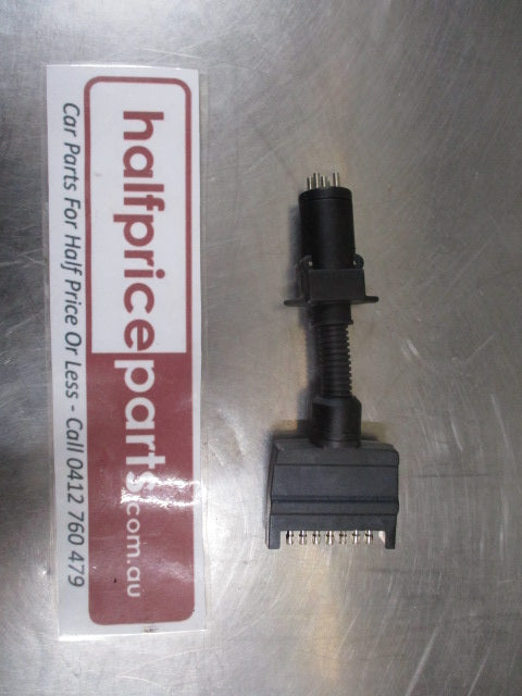 Hyundai Genuine 7 Pin Flat To 7 Round Small Trailer Plug Adaptor New Part