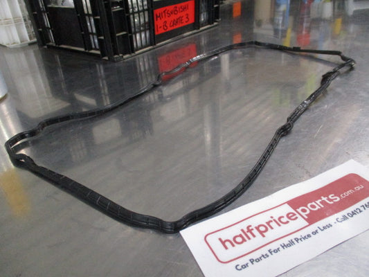 Mitsubishi Outlander Genuine Valve Cover Gasket New Part