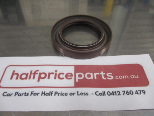Mitsubishi Pajero Genuine Timing Gear Case Oil Seal New Part